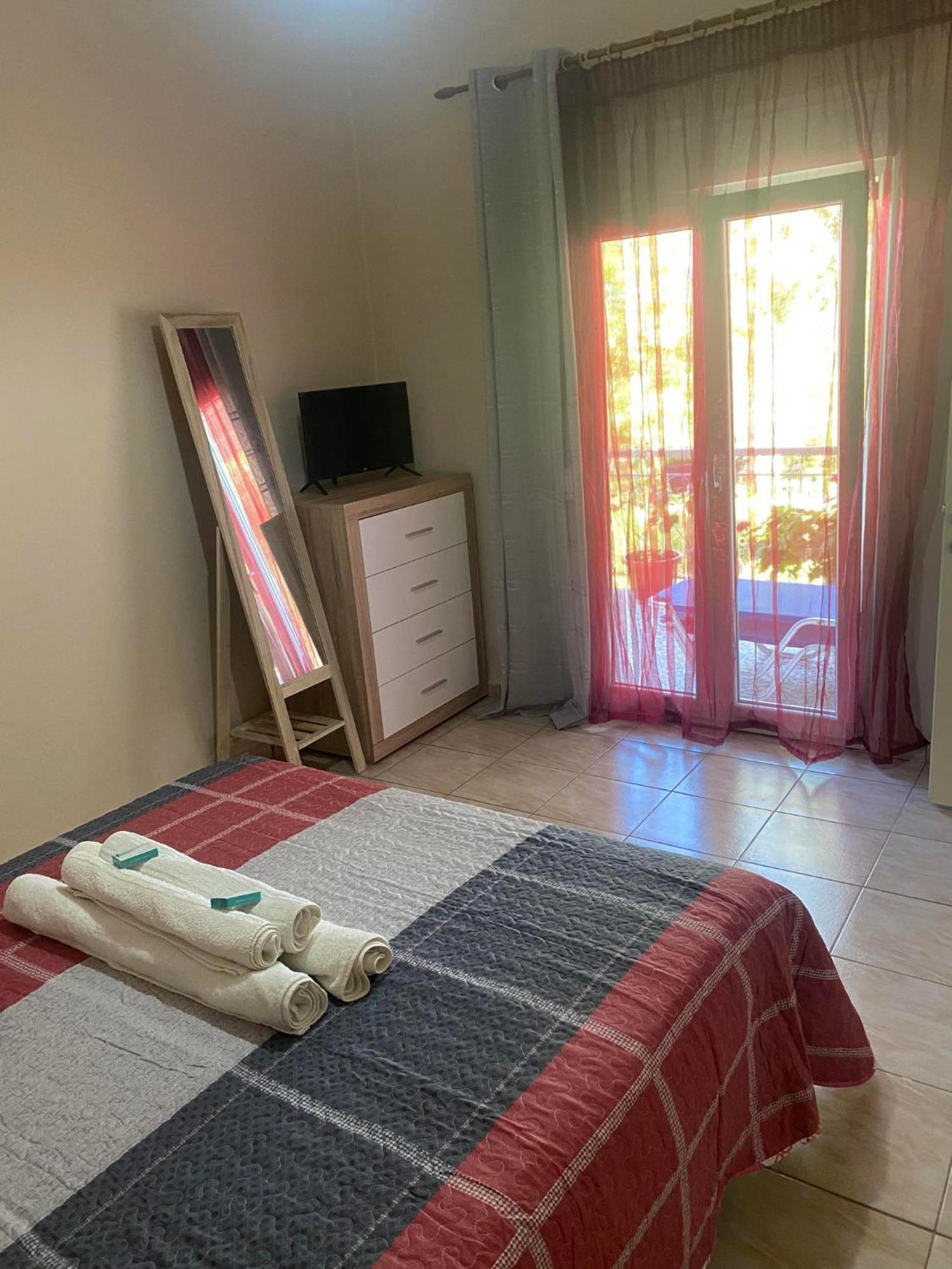 Marie-angela House Arillas *